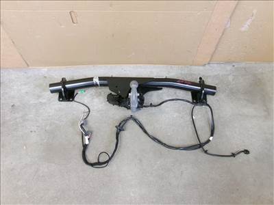 VOLVO XC90 elektromosan behajlós vonóhorog 2015- 32296412