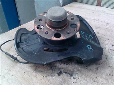 MERCEDES C (W203) 2000.06.01-2006.12.31 Csonkállvány kerékaggyal bal első