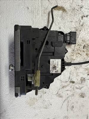 Opel Corsa D 2006-2014 jobb első Ajtózár 13258274