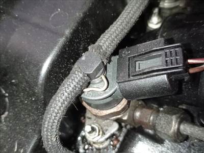 BMW 120 E81, E82, E87, E88 Porlasztó (1 db) *147814* 0445110209