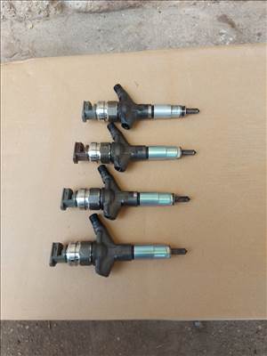 Subaru Forester (SH) 2.0D porlasztó  16613aa020