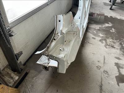 Suzuki Swift jobb oldal,ZNL