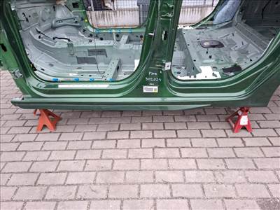 Peugeot 308 5 ajtós bal küszöb