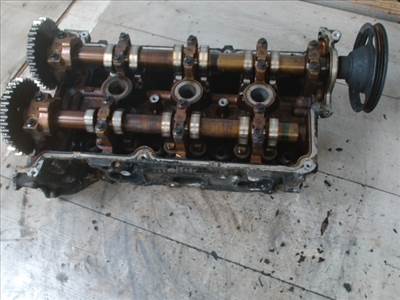 FORD MONDEO 96-00 Hengerfej. benzines