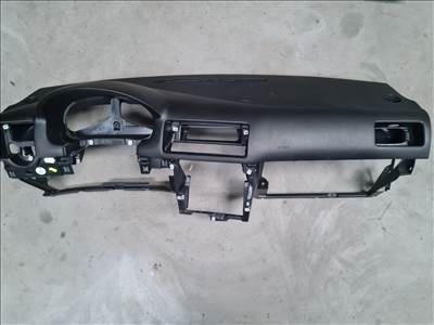 Volkswagen Bora műszerfal héj (29669)