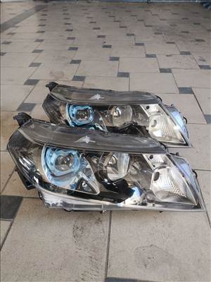 Suzuki Vitara  jobb első LED fényszóró 15'-18'  10018095
