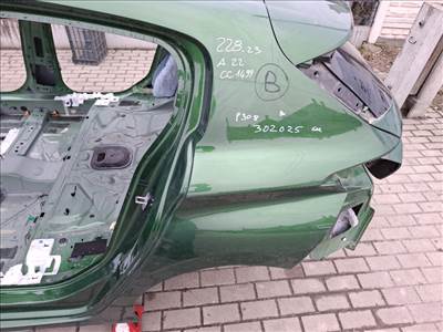 Peugeot 308 5 ajtós bal hátsó negyed