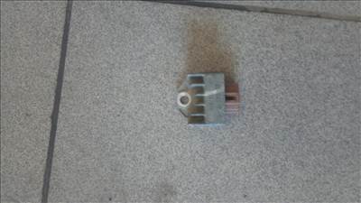 Aprilia Scarabeo ditech feszültségszabályozó