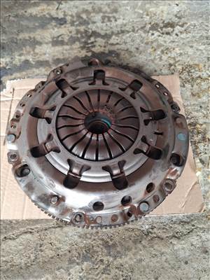 Ford Focus mk1 egytömegű lendkerék eladó kuplungal