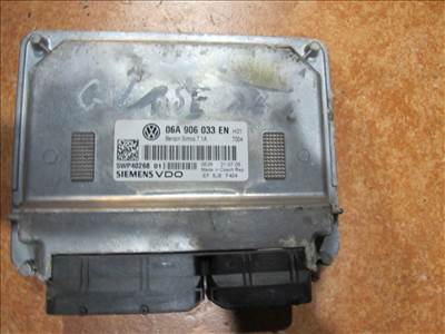 Volkswagen Golf V motorvezérlő  06a906033en