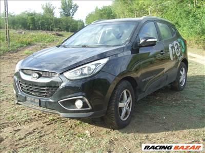 Hyundai ix35 bontott alkatrészei