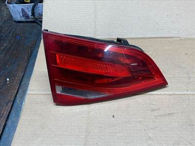 Audi A4 (B8 - 8K) hátsó lámpa