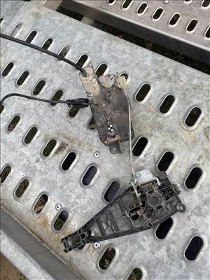 Opel Astra H 1.3 CDTI OPEL ASTRA H 04-10 Jobb első ajtó zárszerkezet köz 13210749