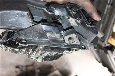 BMW 5-ös sorozat F10/F11 Jobb hátsó lökhárító tartó 7207028