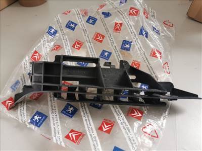 Peugeot 307 110 PEUGEOT 307 SW (3H) Bal első Lökhárító Tartó (Műan 9643074480