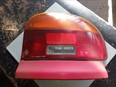 Mazda 121 (2nd gen) Jobb hátsó lámpa  koito22061364
