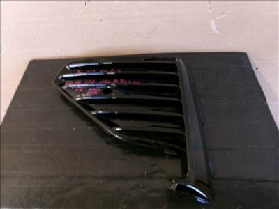 VOLVO S60 V60 R-Design bal első lökhárító rács 2018- 32227026