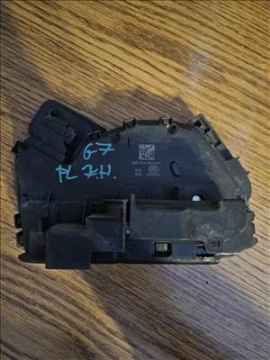 Volkswagen Golf VII Jobb hátsó ajtózár facelift 