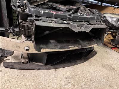 BMW 3-as sorozat F30/F31 /f32 f34  homlokfal 