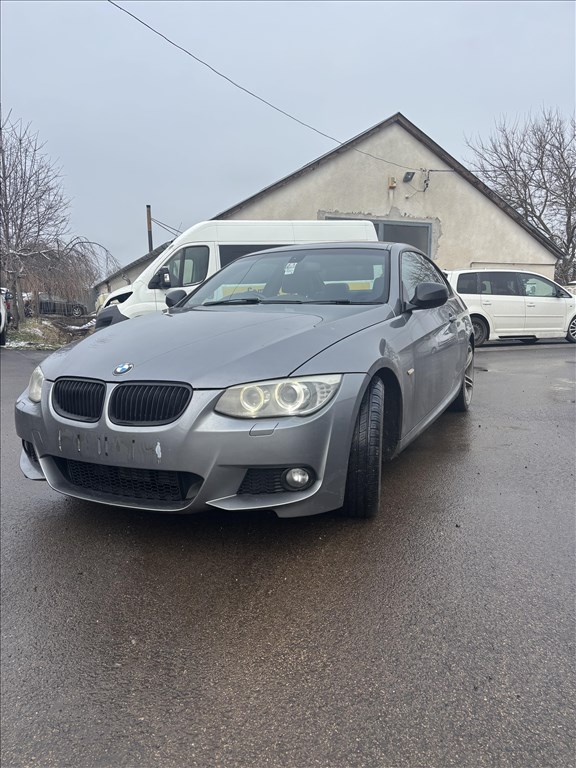 BMW 3-as sorozat (E90, E91, E92, E93) bontott alkatrészei 2. kép