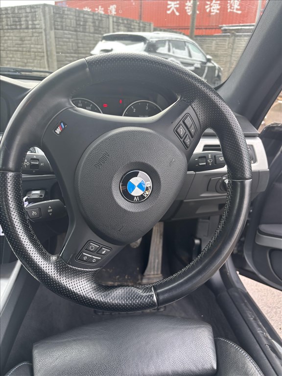 BMW 3-as sorozat (E90, E91, E92, E93) bontott alkatrészei 6. kép