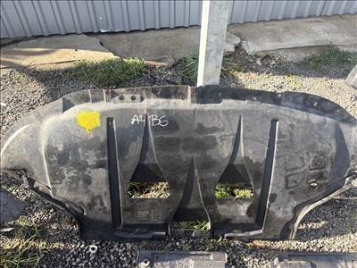 Audi A4 (B6/B7) motorvédő haspajzs 