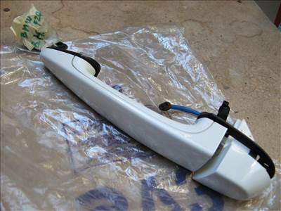 BMW 1-es sorozat F20, F21 bal hátsó külső kilincs eladó