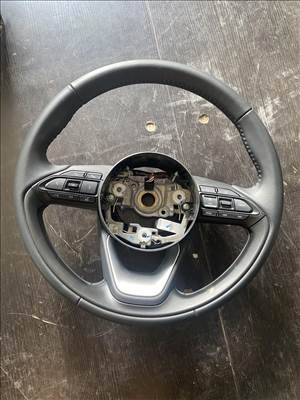 Toyota Yaris (XP210) kormány