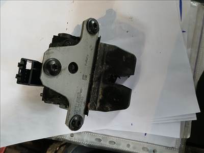 Ford Focus Mk2, Ford Focus Mk3 Csomagtérajtó zár