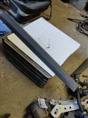 Renault Mégane III Bal első ajtó díszléc 