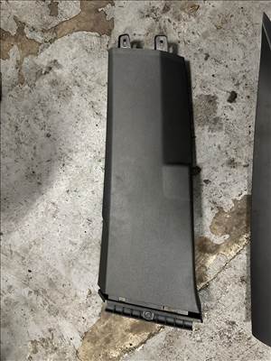 Volkswagen Tiguan II bal "B" oszlop burkolat 5na867291e