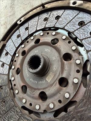 Renault Trafic III 1.6dci kuplung és kettős tömegű