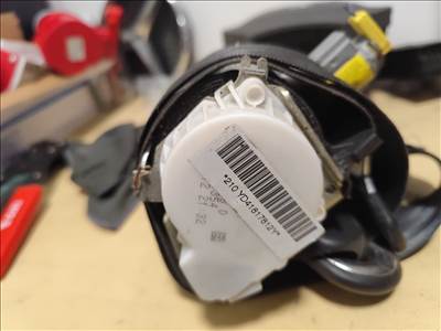 Volkswagen Amarok Jobb első biztonsági öv  2h0857806craa