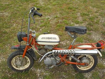 MINI RIGA,EREDETI-GYÁRI FÉNYEZÉSSEL,1. TULAJDONOSTÓL ,GYŰJTŐKNEK ELADÓ