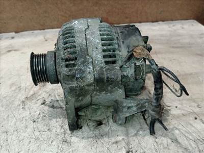 Volkswagen Vento Generátor *141117* bosch-0123315002