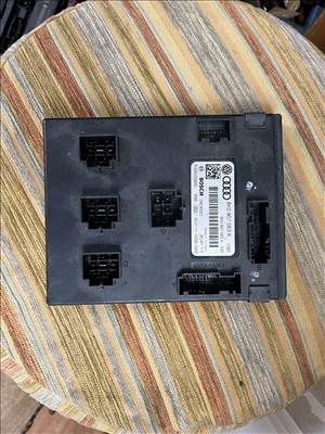 Audi A4 (B8), Audi A5 (8T) Komfort modul 8K0 907 063 K