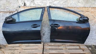 első ajtó   2014 Honda Civic  Jobb és bal oldali