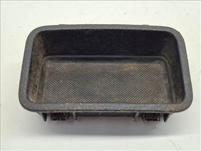 Volkswagen Golf IV középkonzol hátsó tároló rekesz 1J0 858 373 C (29563)
