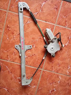 Suzuki Wagon R+ bal első ablakemelő 