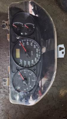 Mazda Premacy 2.0 dízel kilóméteróra 