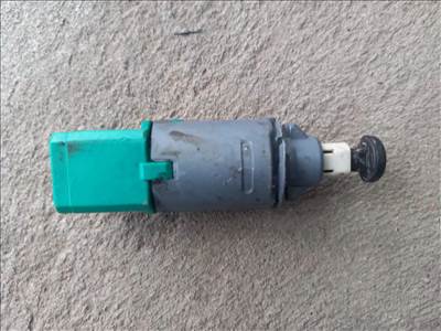 Renault MASTER Opel MOVANO 10 Kuplungpedál fékpedál kapcsoló relé 7364