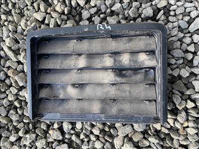 Toyota RAV4 (XA50) szellőzőrács keret  6294042020