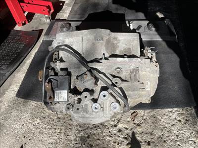 Opel Insignia A 2.0 CDTI automata sebességváltó  55580196 af40opelinsignia