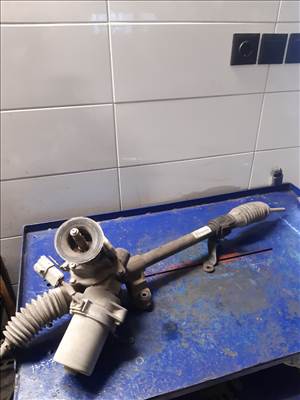 Suzuki Swift III 04-10 Kormánymű Szervós