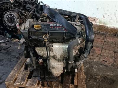 Opel Corsa C Motor (Fűzött blokk hengerfejjel) *154526* y17dtl