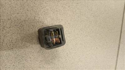 Yamaha Mint önindító relé