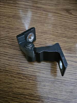 Volkswagen Golf VII Jobb hátsó zsanér  8k0831402p