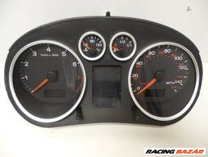 Audi A2 1.6TSI kilométer óra 