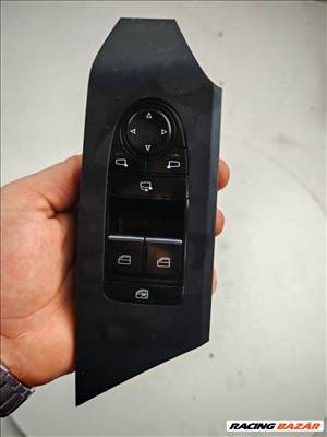 Mazda MX-30 ablakemelő kapcsoló bal első dn4j66350