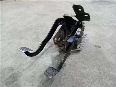 Ford Transit Tranzit 06- Kuplungpedál fékpedál pedálsor pedál 6923